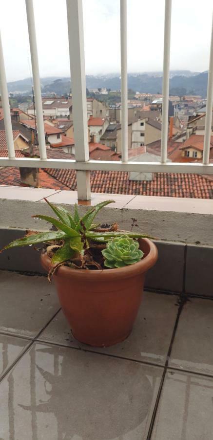 Duplex Luminoso Con Vistas En El Centro De Ourense Apartman Kültér fotó