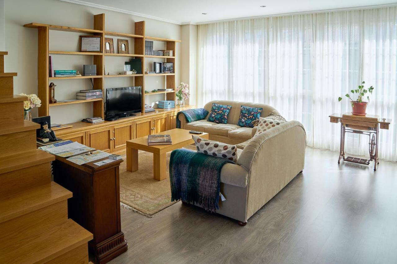 Duplex Luminoso Con Vistas En El Centro De Ourense Apartman Kültér fotó