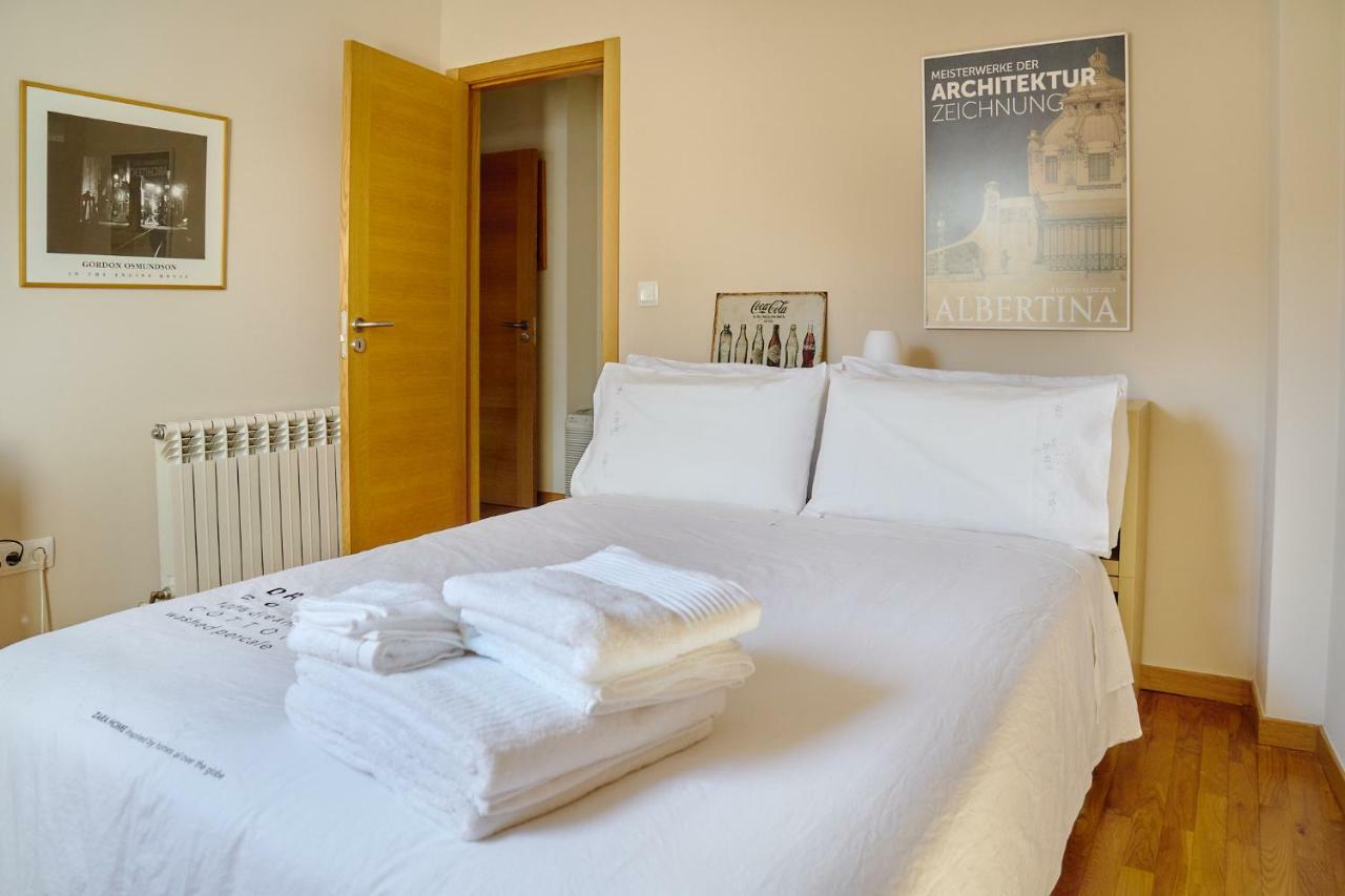 Duplex Luminoso Con Vistas En El Centro De Ourense Apartman Kültér fotó